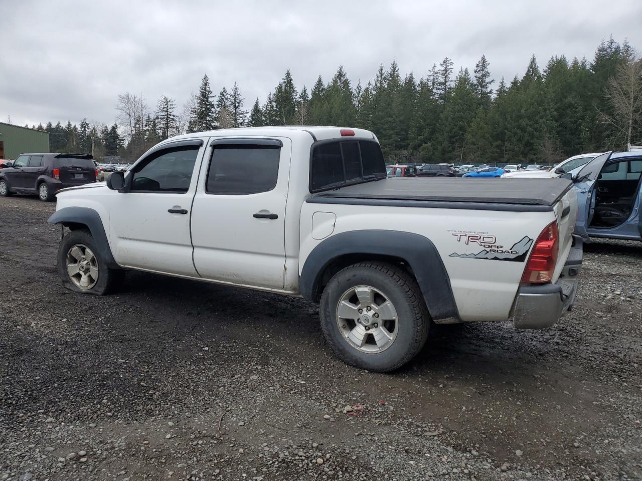 2008 Toyota Tacoma VIN 5TEJU62N18Z588491 Copart auction photo, front end / rear end damage thumbnail 2