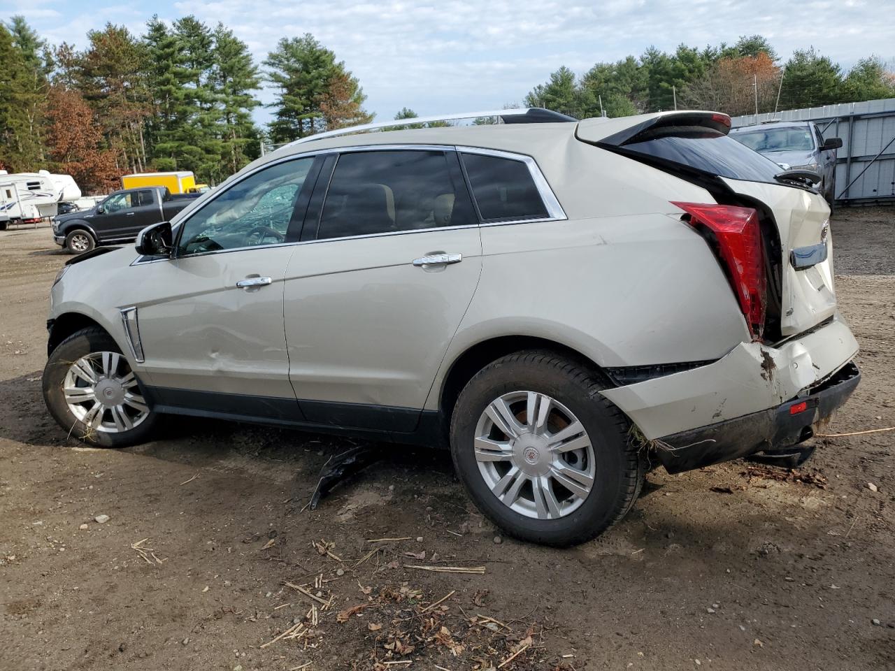2016 Cadillac SRX VIN 3GYFNBE34GS570915 Copart auction photo, rollover damage thumbnail 2
