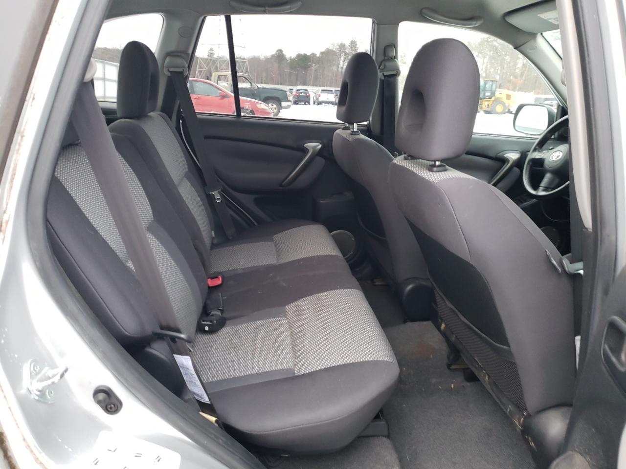2005 Toyota RAV 4 VIN JTEHD20V856026246 Copart auction photo, front end / rear end damage thumbnail 11