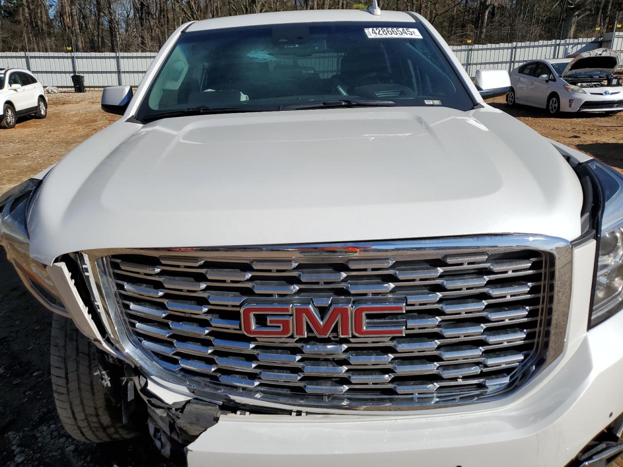 2019 GMC Yukon VIN 1GKS2HKJ7KR259451 Copart auction photo, front end damage thumbnail 14
