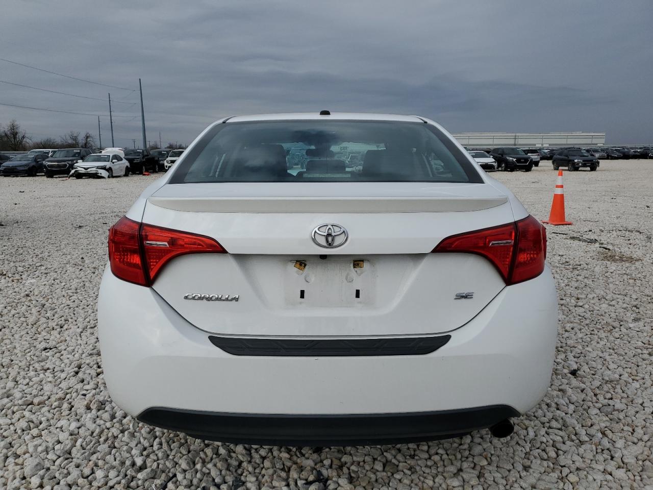 2017 Toyota Corolla VIN 2T1BURHE8HC787184 Copart auction photo, front end / minor dent/scratches damage thumbnail 6