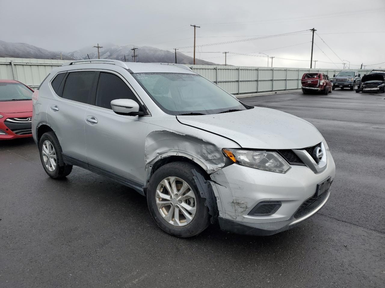 2016 Nissan Rogue VIN KNMAT2MT9GP717798 Copart auction photo, rear end / front end damage thumbnail 4