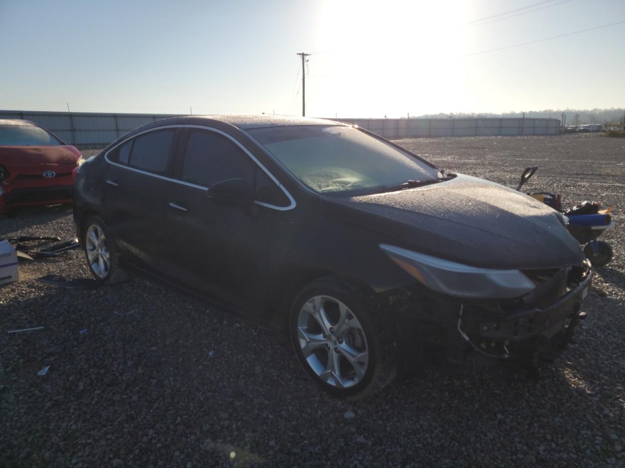 2018 Chevrolet Cruze VIN 1G1BF5SM2J7241502 Copart auction photo, front end / side damage thumbnail 4