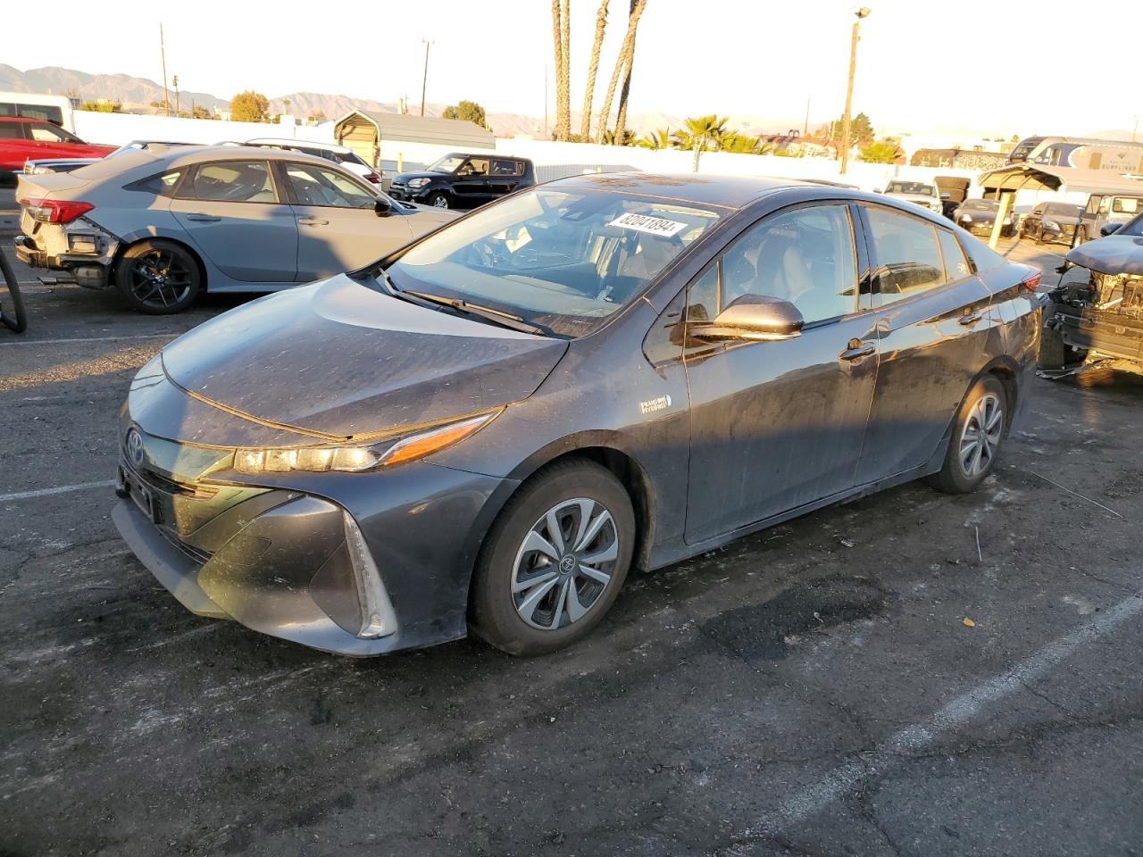 2018 Toyota Prius VIN JTDKARFP1J3077751