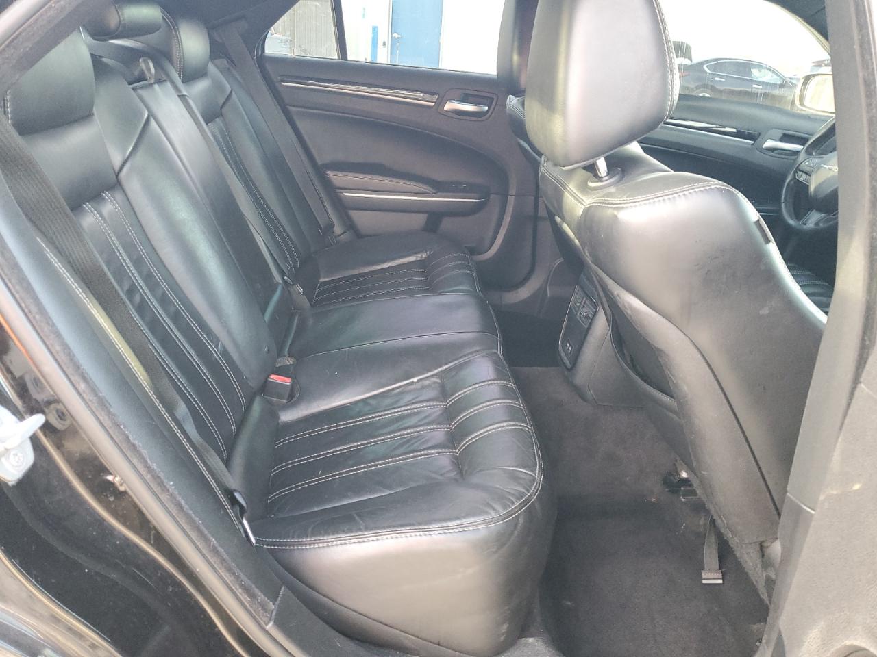 2018 Chrysler 300 VIN 2C3CCABGXJH201863 Copart auction photo, side / rear end damage thumbnail 10