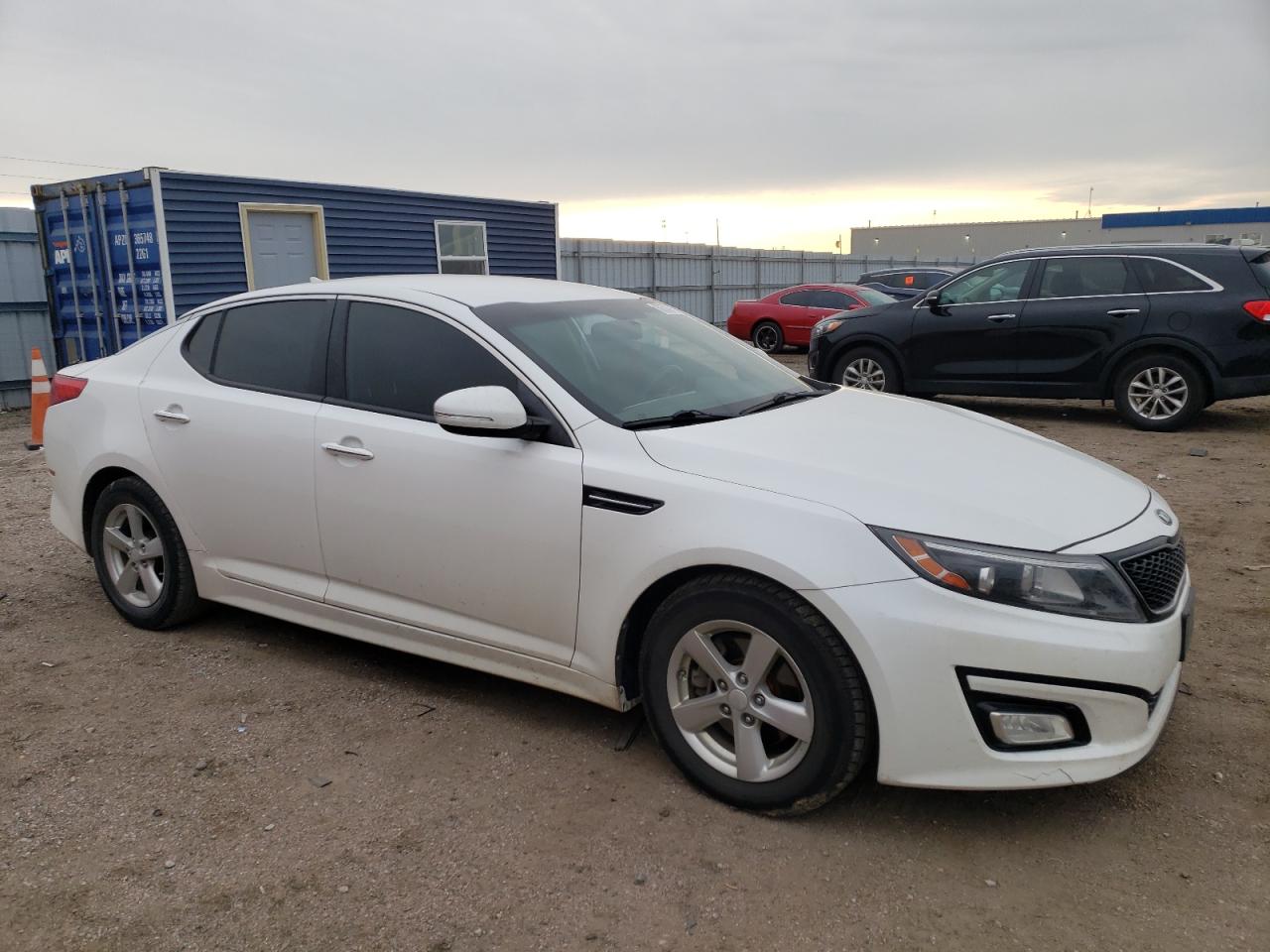 2015 KIA Optima VIN KNAGM4A76F5640227 Copart auction photo, front end / side damage thumbnail 4