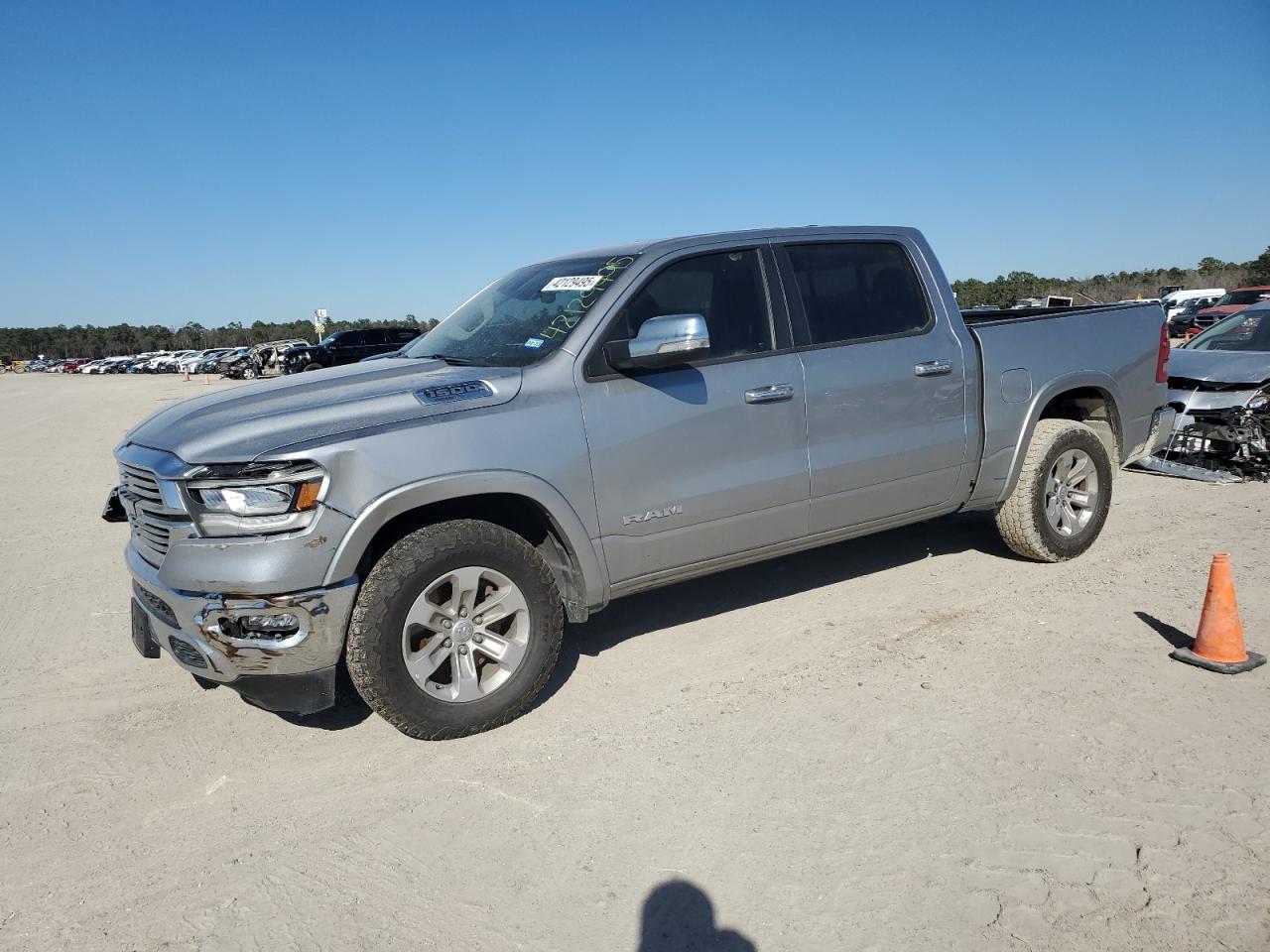 2021 RAM 1500 VIN 1C6RREJT5MN589856