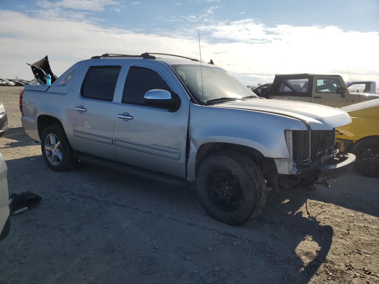 2012 Chevrolet Avalanche VIN 3GNTKFE71CG150951 Copart auction photo, front end damage thumbnail 4