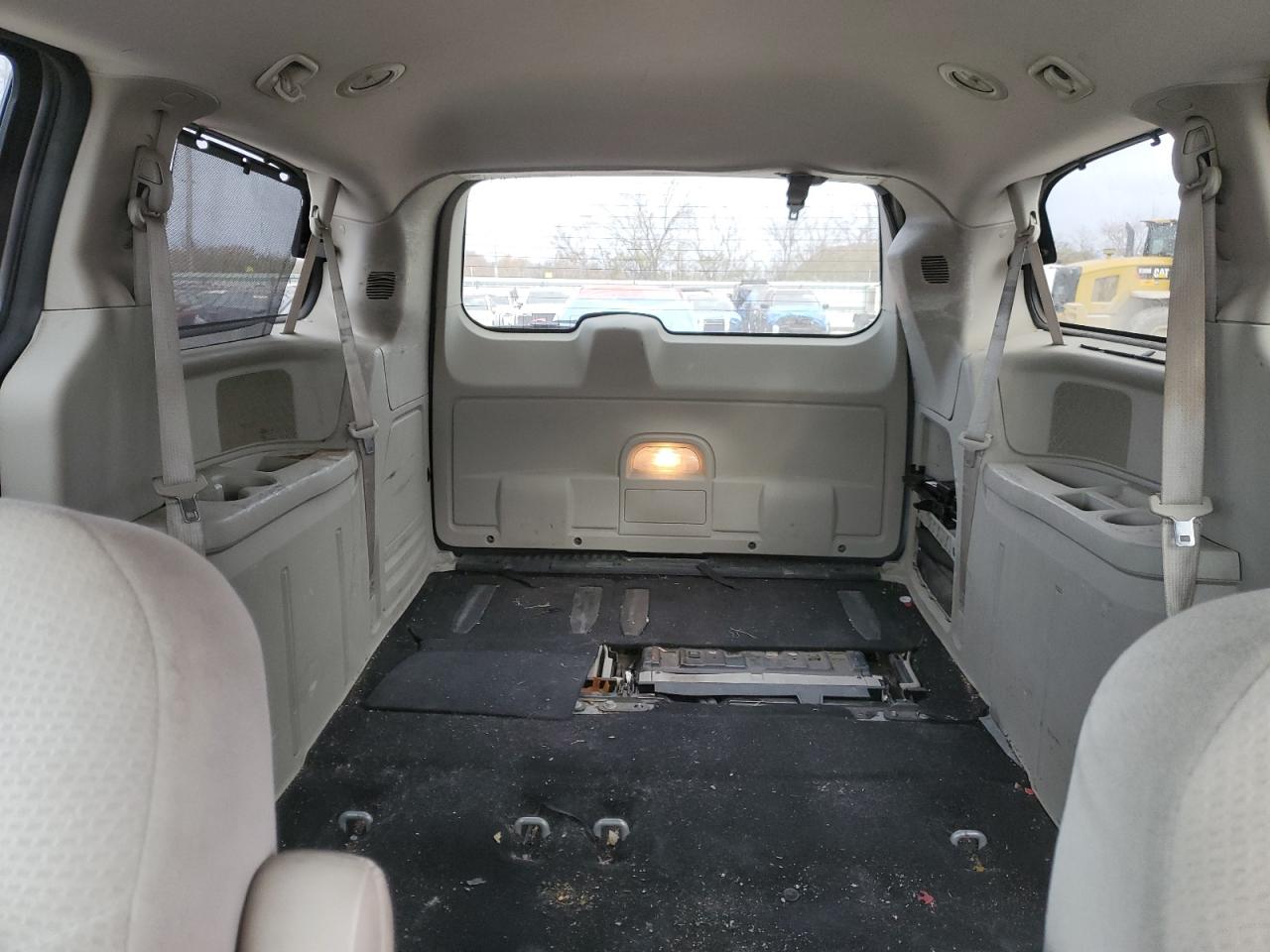 2013 Dodge Caravan VIN 2C4RDGCG0DR769090 Copart auction photo, all over damage thumbnail 9