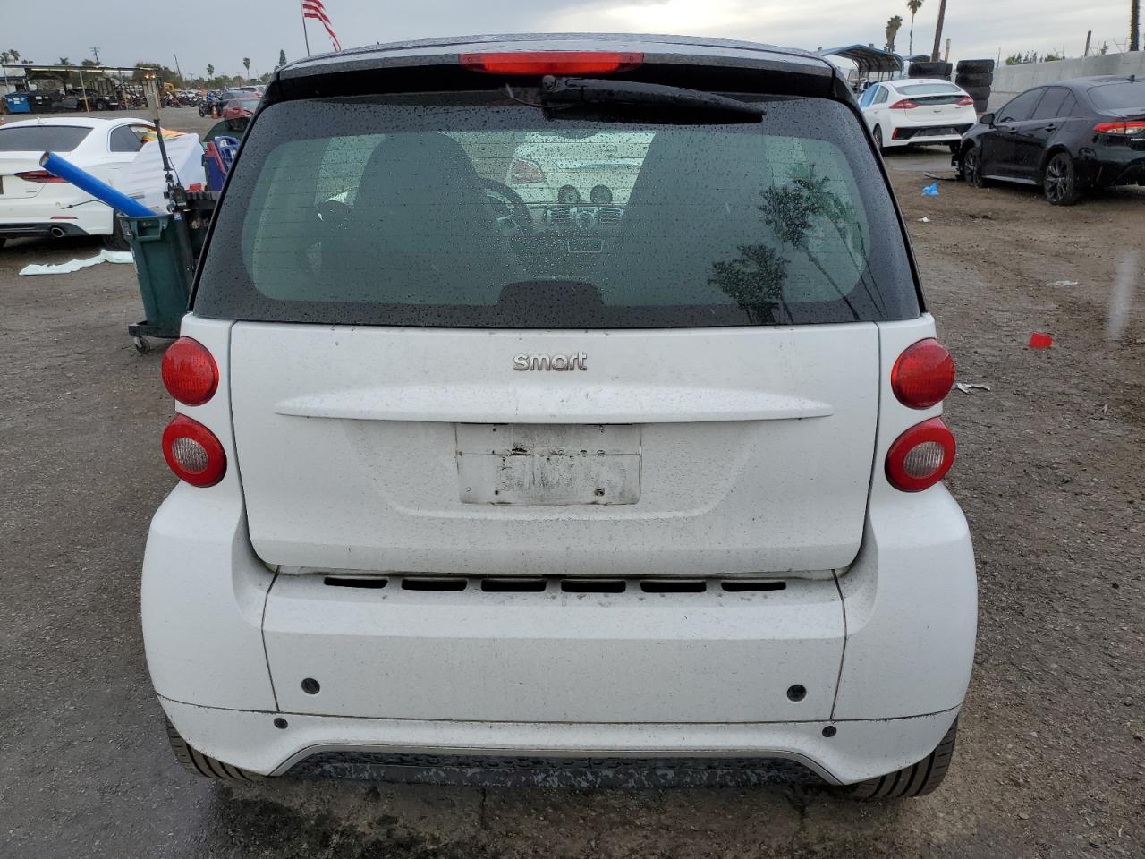 2014 Smart Fortwo VIN WMEEJ3BAXEK745569 Copart auction photo, front end / minor dent/scratches damage thumbnail 6