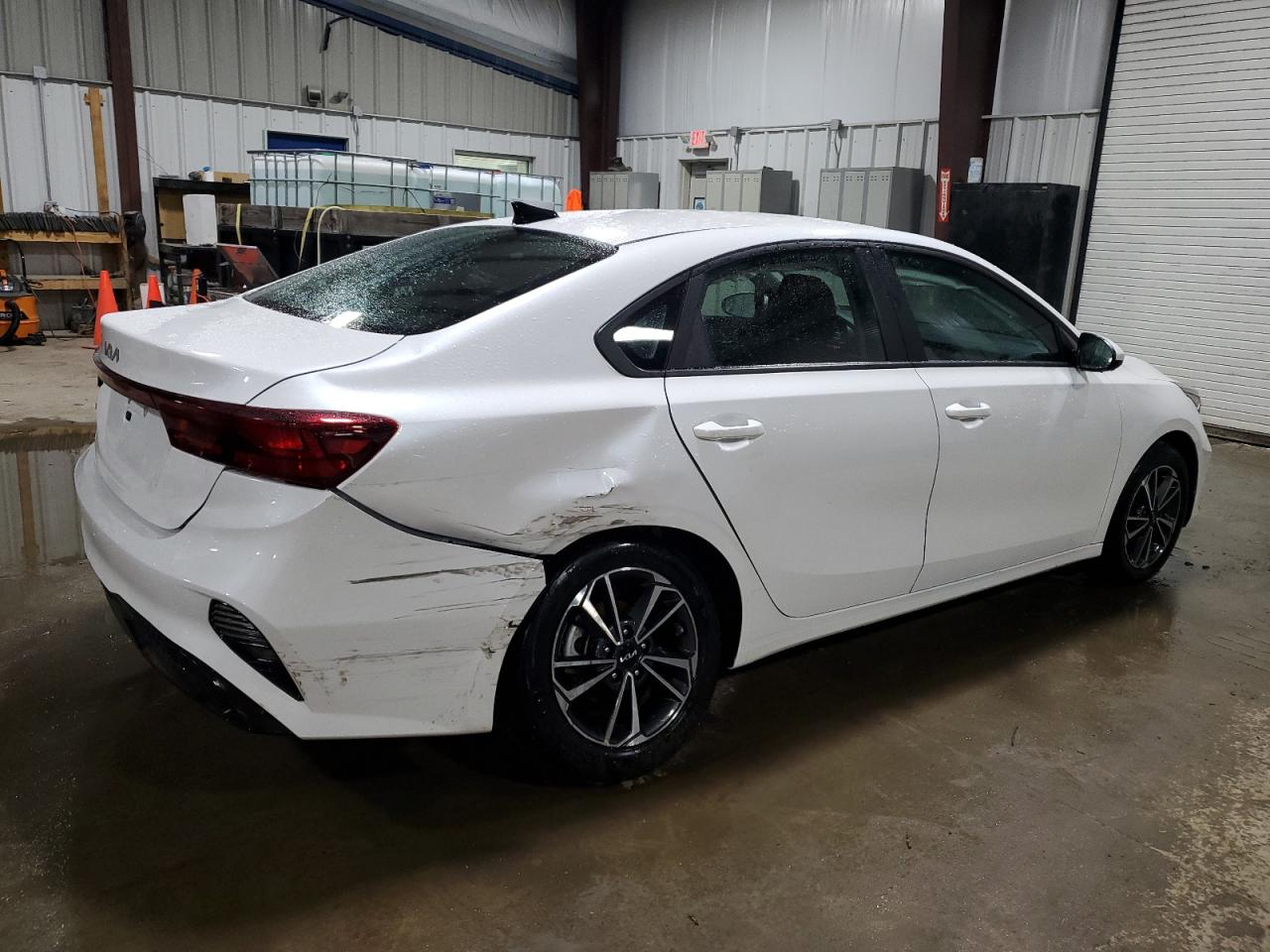 2023 KIA Forte VIN 3KPF24AD8PE609321 Copart auction photo, side damage thumbnail 3