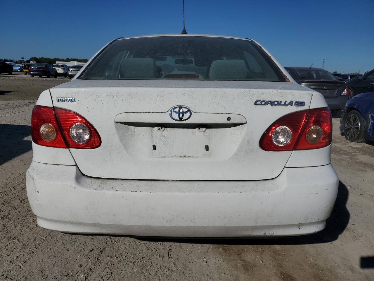 2008 Toyota Corolla VIN 1NXBR32E88Z033949 Copart auction photo, normal wear damage thumbnail 6