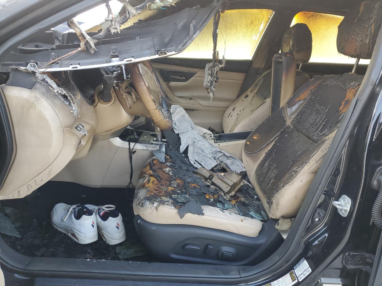 2015 Nissan Altima VIN 1N4AL3AP9FC411368 Copart auction photo, burn - engine / burn - interior damage thumbnail 7