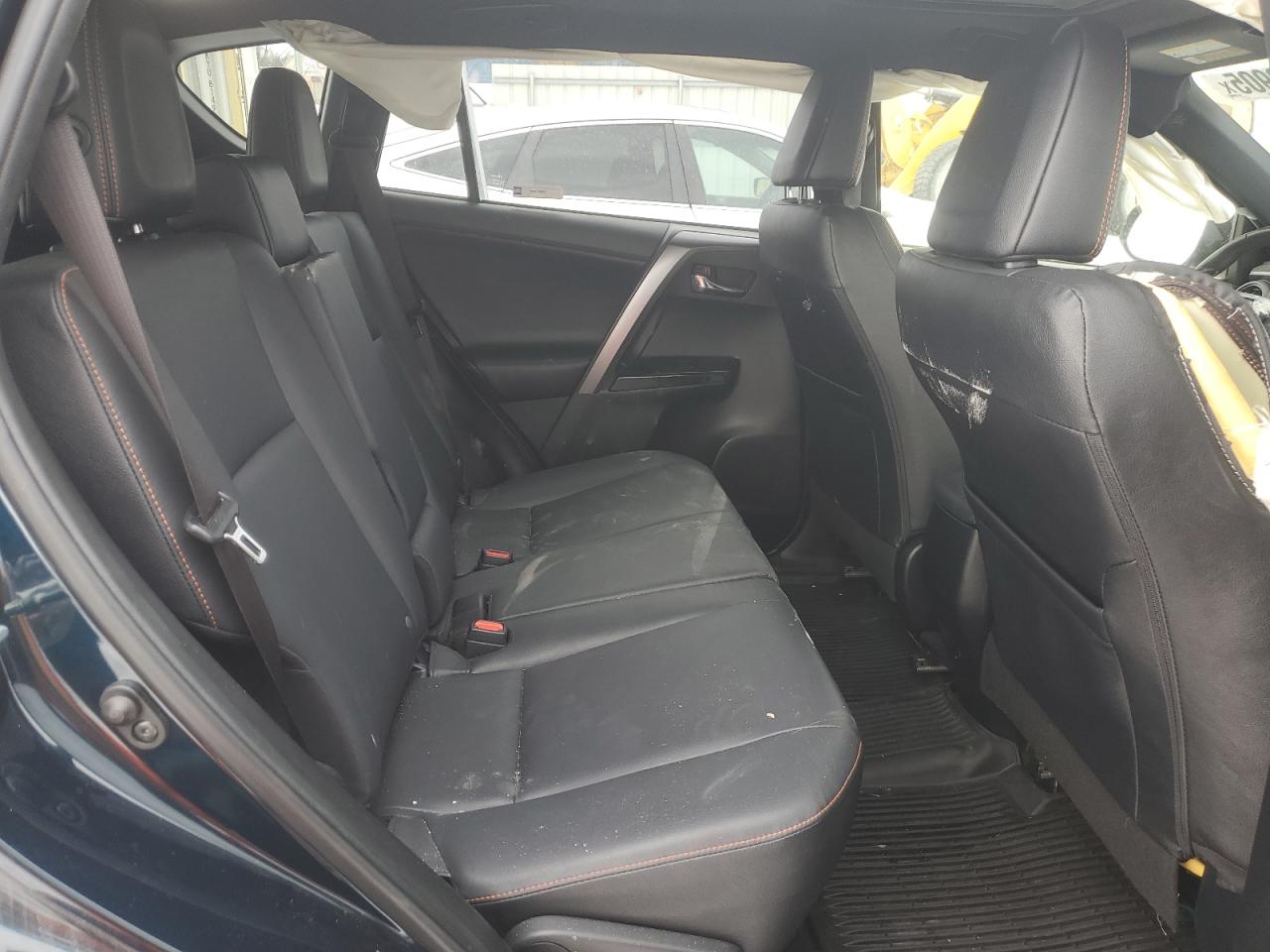 2018 Toyota RAV 4 VIN JTMJFREV1JJ216740 Copart auction photo, front end / undercarriage damage thumbnail 11