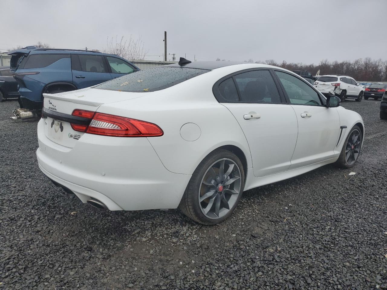 2015 Jaguar XF VIN SAJWJ0FF7F8U58861 Copart auction photo, front end damage thumbnail 3