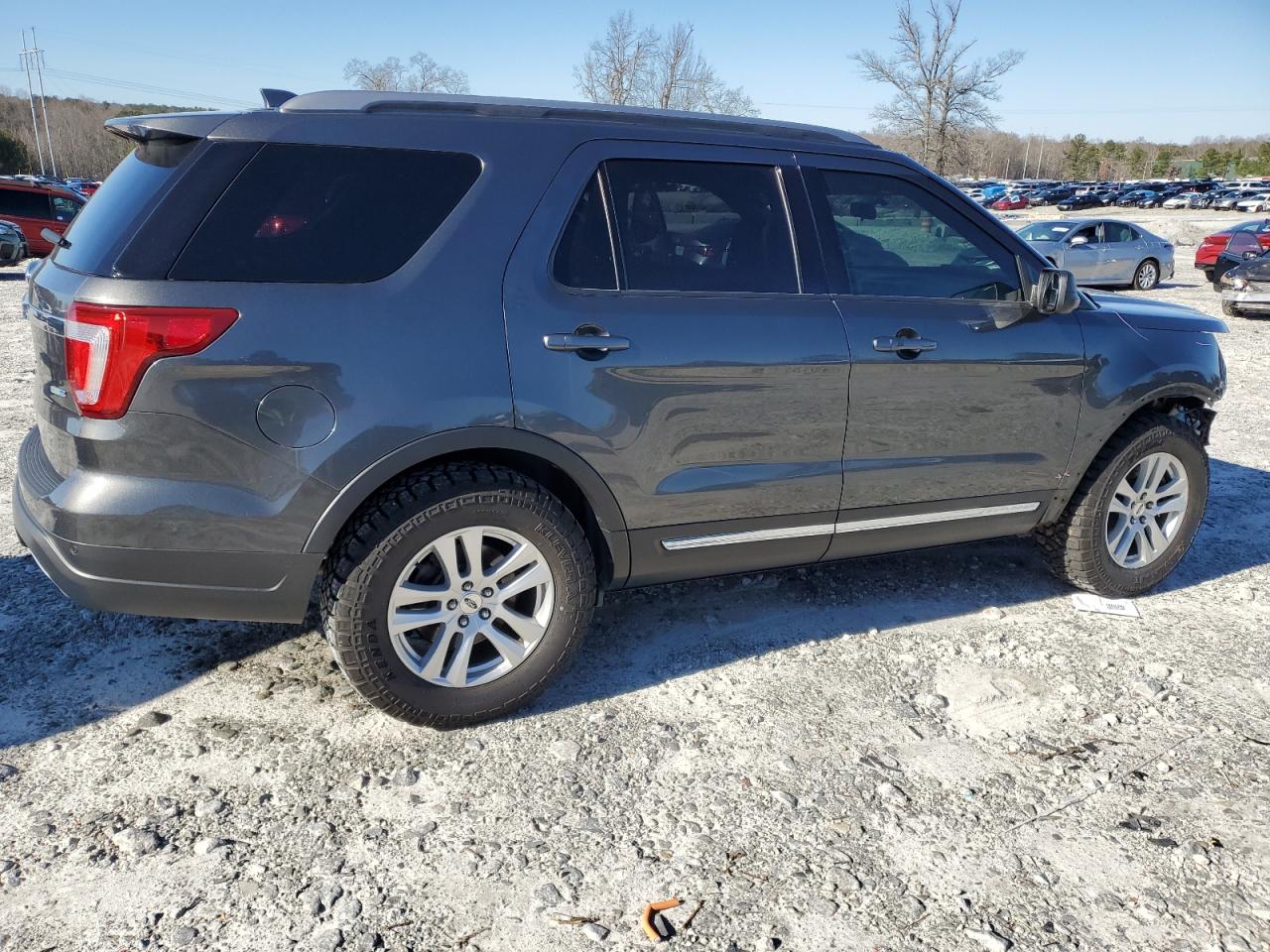 2018 Ford Explorer VIN 1FM5K8DH2JGB62263 Copart auction photo, front end damage thumbnail 3