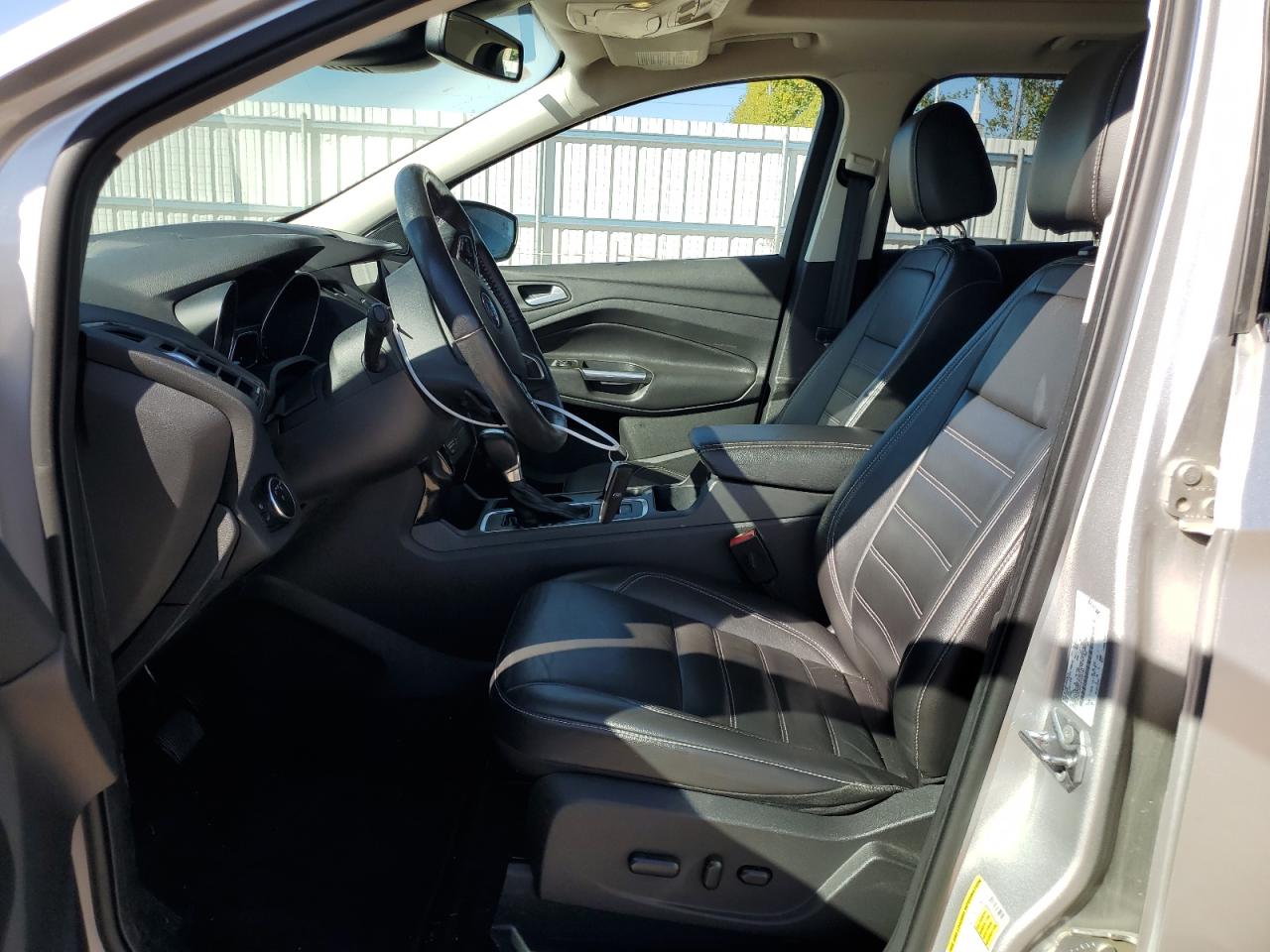 2017 Ford Escape VIN 1FMCU0J97HUA60193 Copart auction photo, mechanical / minor dent/scratches damage thumbnail 7