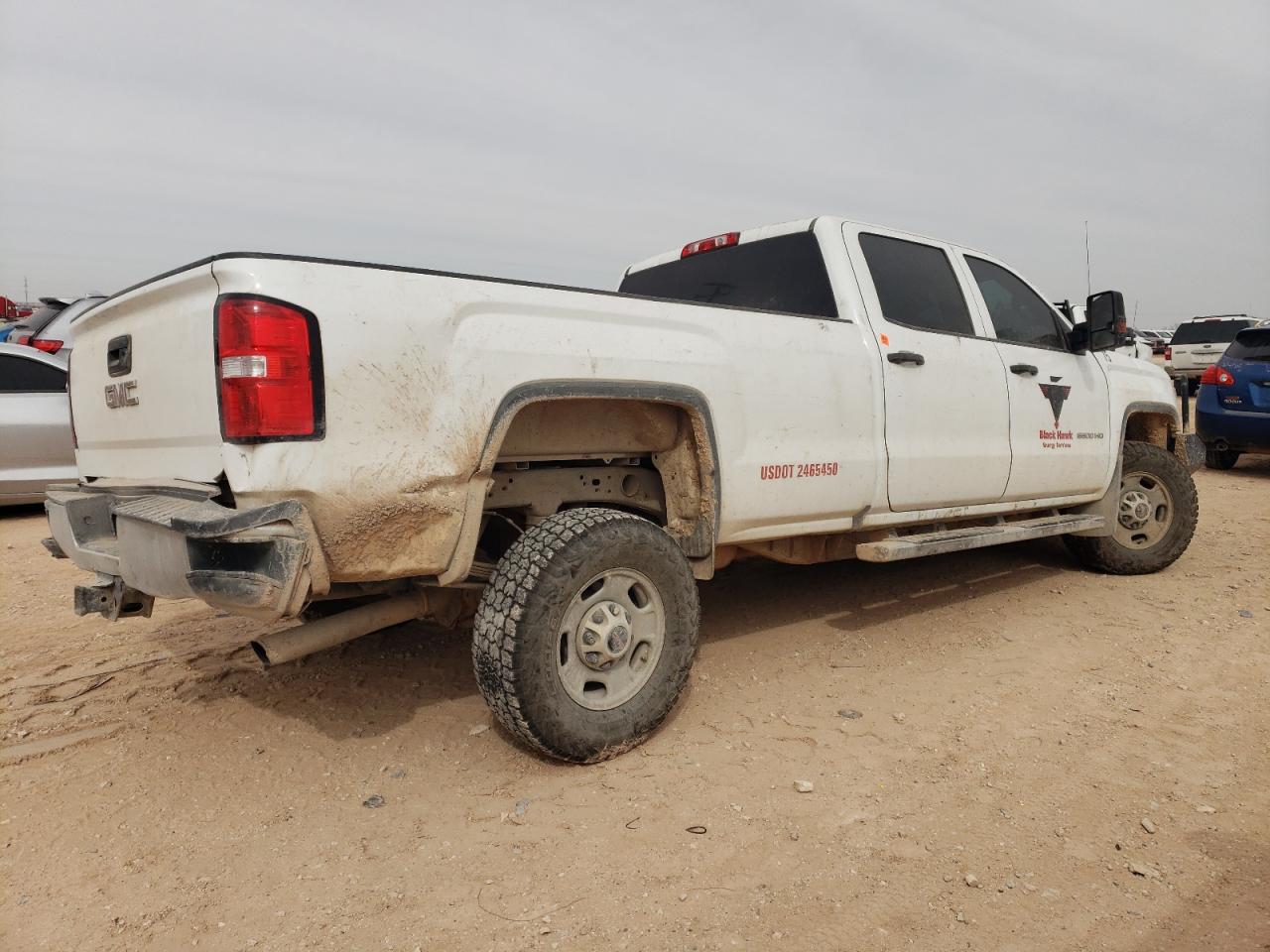 2018 GMC Sierra VIN 1GT12REG1JF116556 Copart auction photo, side / undercarriage damage thumbnail 3