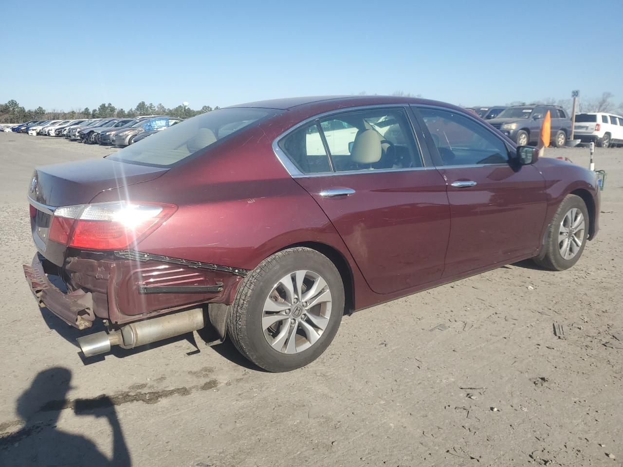 2015 Honda Accord VIN 1HGCR2F38FA117121 Copart auction photo, rear end / minor dent/scratches damage thumbnail 3
