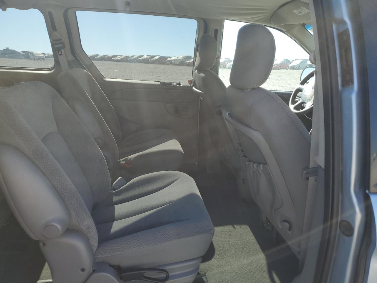 2006 Dodge Caravan VIN 1D4GP45R76B570960 Copart auction photo, side / front end damage thumbnail 11
