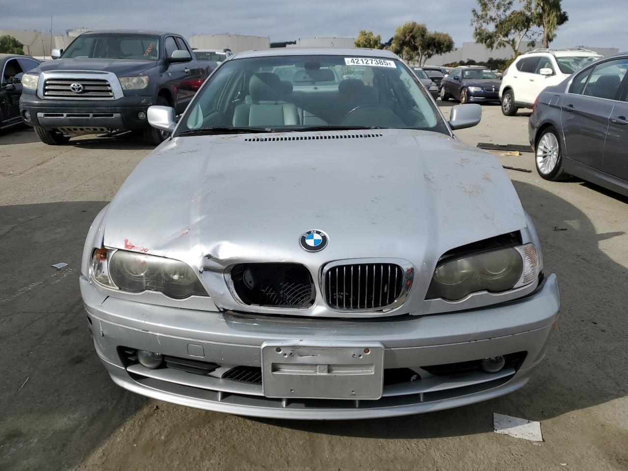 2003 BMW 3er VIN WBABN33453PG60668 Copart auction photo, front end damage thumbnail 5