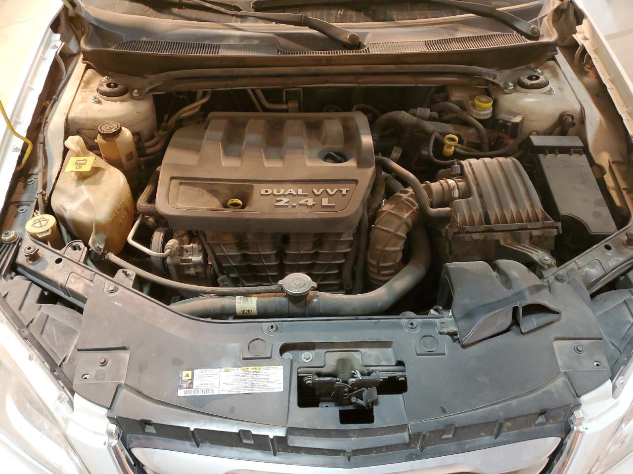 2012 Chrysler 200 VIN 1C3CCBAB6CN152313 Copart auction photo, normal wear / minor dent/scratches damage thumbnail 11