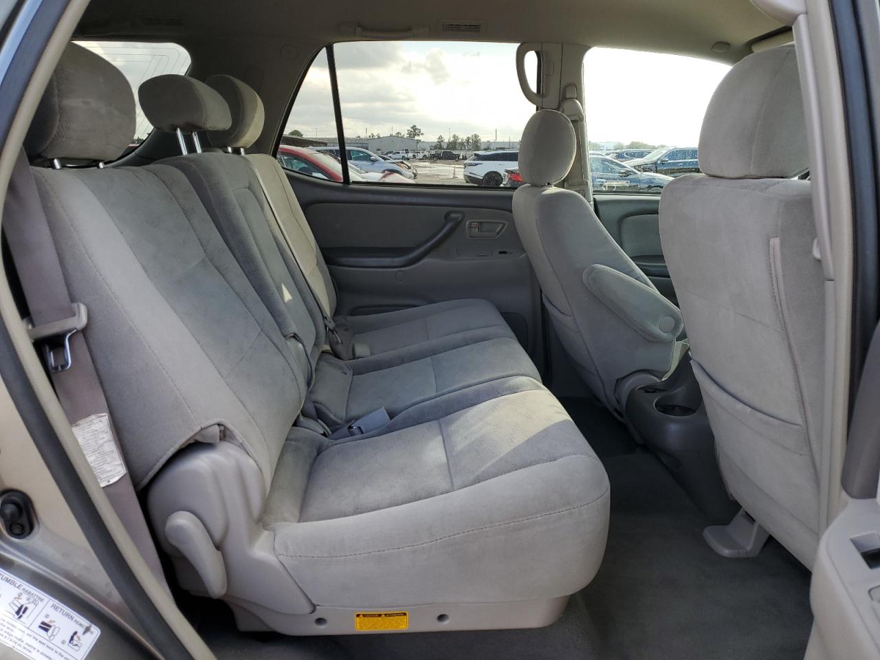 2006 Toyota Sequoia VIN 5TDZT34A16S272775 Copart auction photo, side / minor dent/scratches damage thumbnail 11