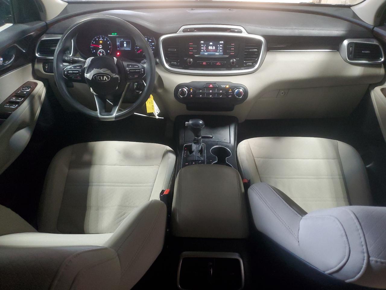 2017 KIA Sorento VIN 5XYPGDA39HG227168 Copart auction photo, front end damage thumbnail 8
