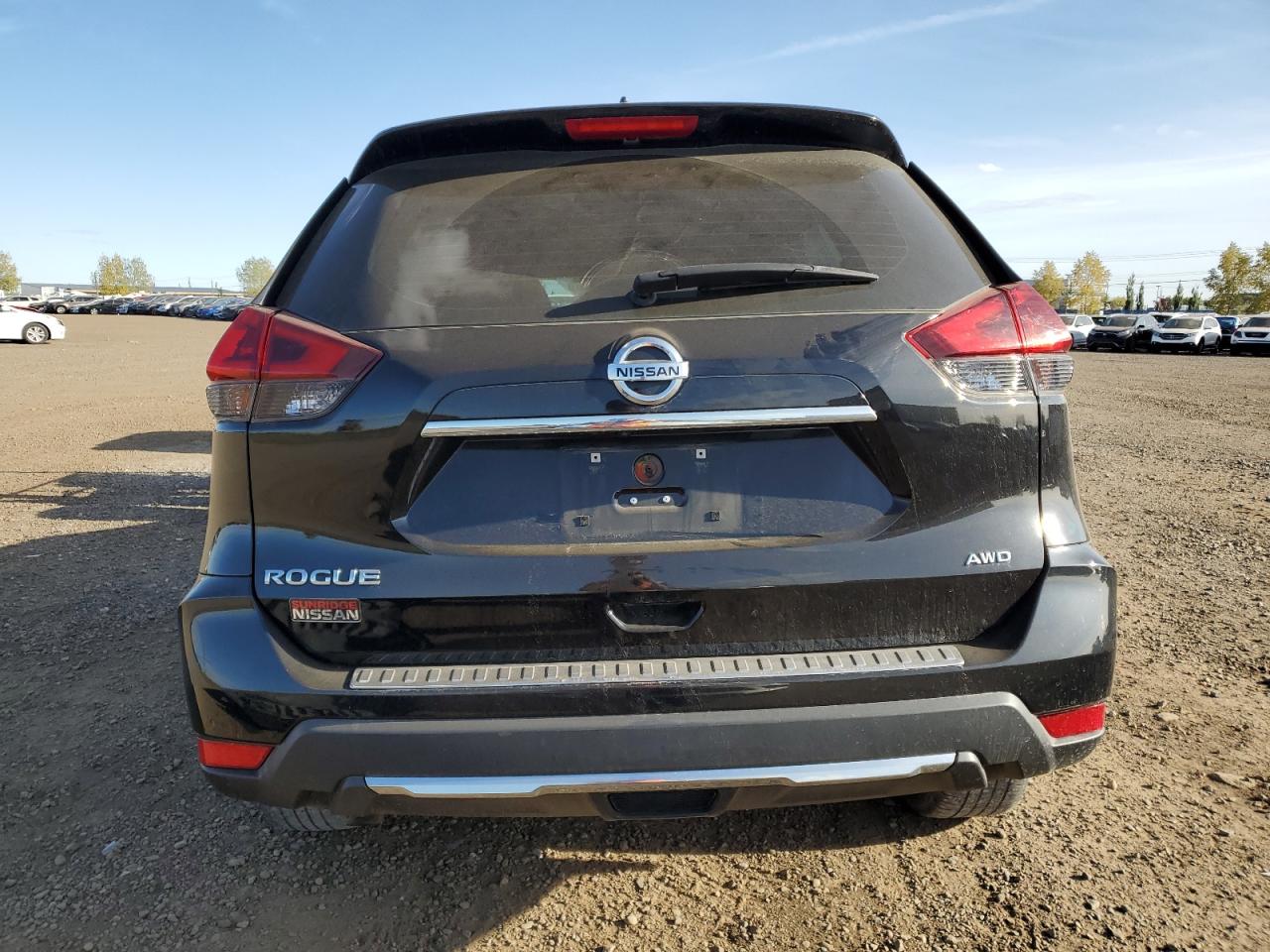 2018 Nissan Rogue VIN 5N1AT2MVXJC747243 Copart auction photo, front end / side damage thumbnail 6
