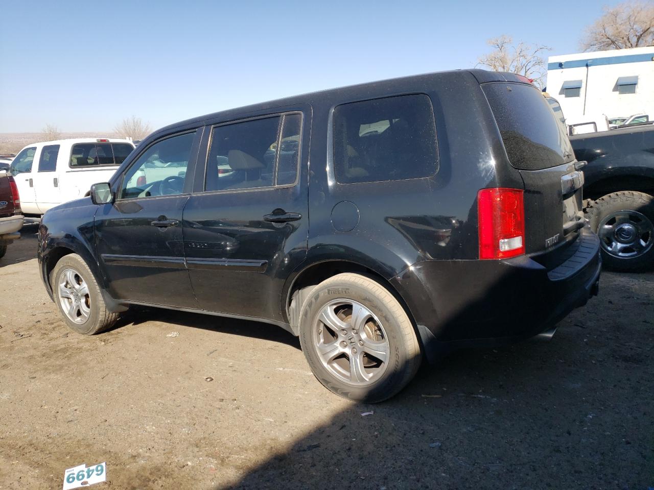2015 Honda Pilot VIN 5FNYF3H59FB010345 Copart auction photo, front end damage thumbnail 2