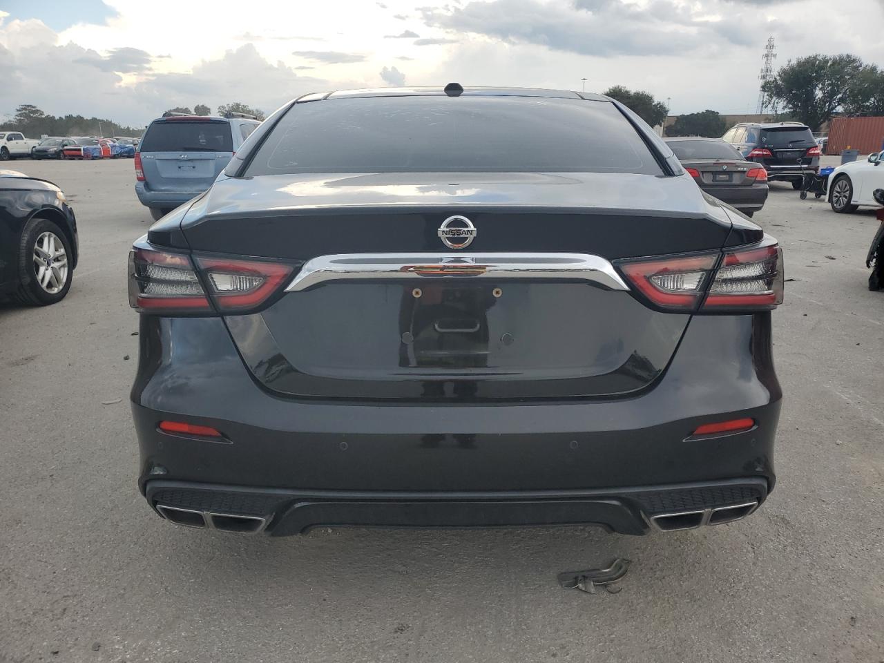 2019 Nissan Maxima VIN 1N4AA6AV9KC364746 Copart auction photo, front end / side damage thumbnail 6