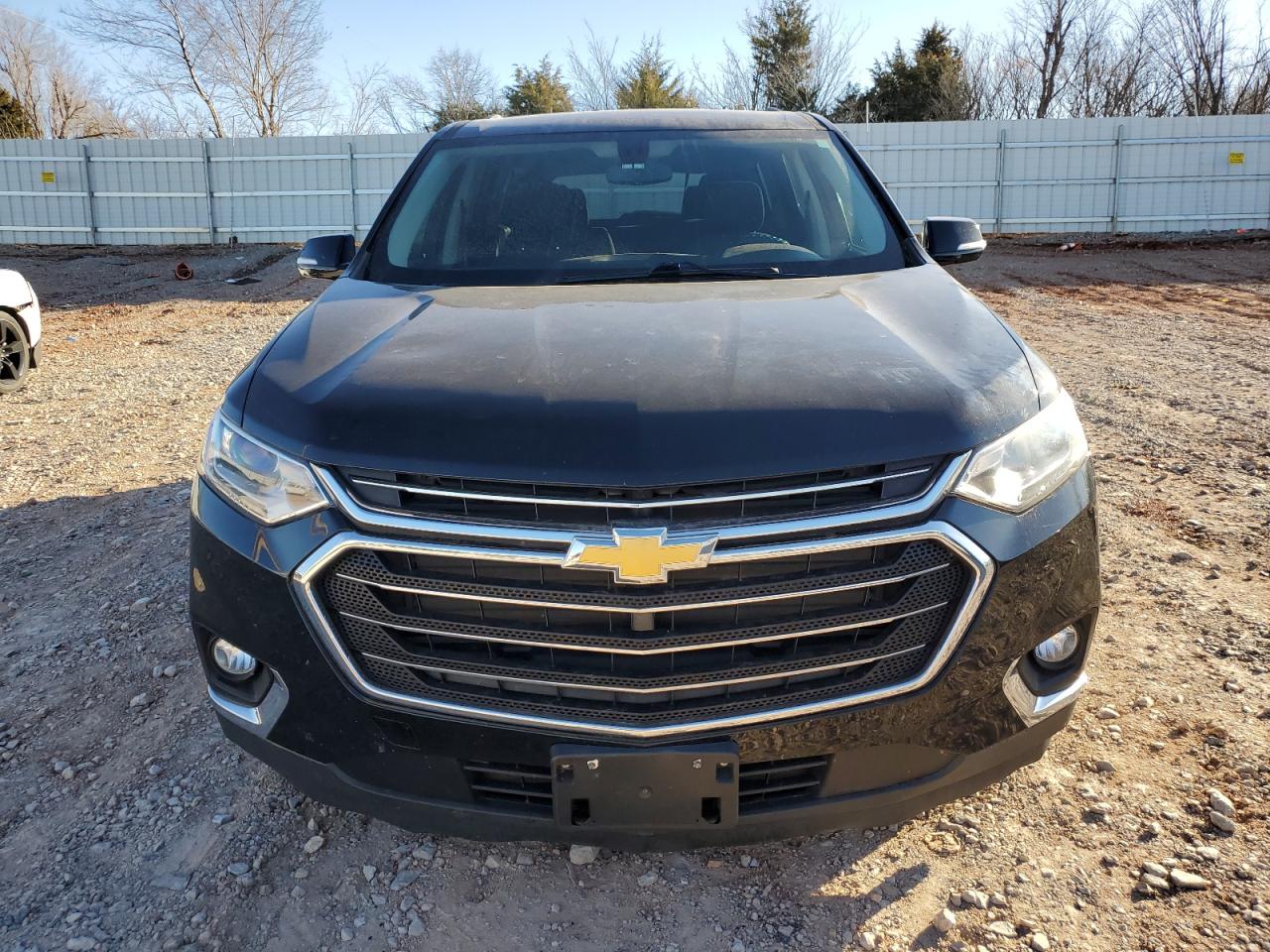 2018 Chevrolet Traverse VIN 1GNERGKW5JJ232747 Copart auction photo, hail / minor dent/scratches damage thumbnail 5