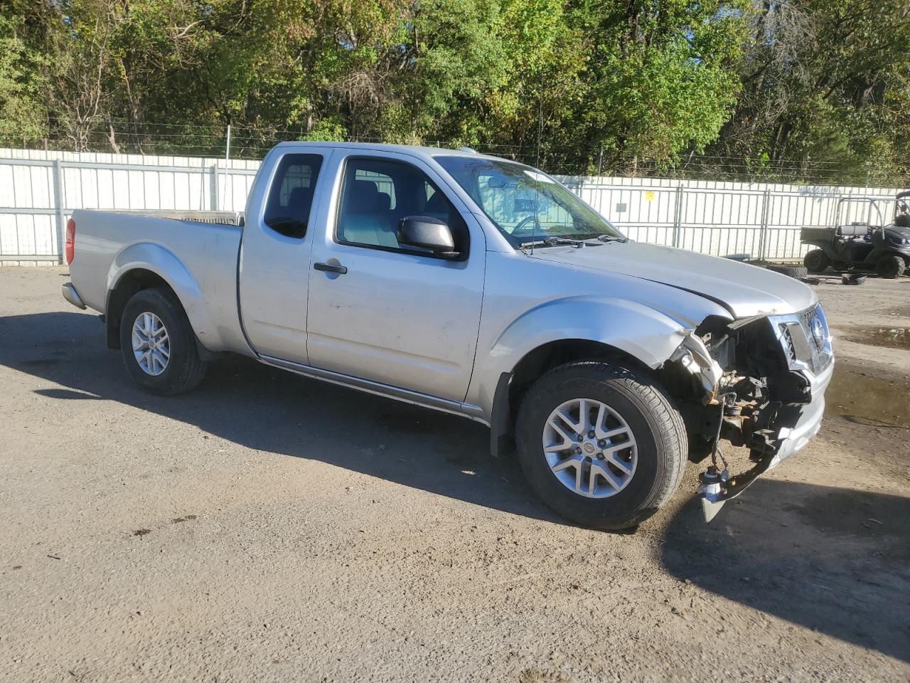 2018 Nissan Navara (Frontier) VIN 1N6BD0CT8JN738911 Copart auction photo, front end / minor dent/scratches damage thumbnail 4