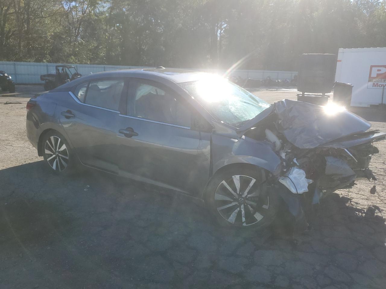 2021 Nissan Sentra VIN 3N1AB8CV9MY260108 Copart auction photo, front end / minor dent/scratches damage thumbnail 4