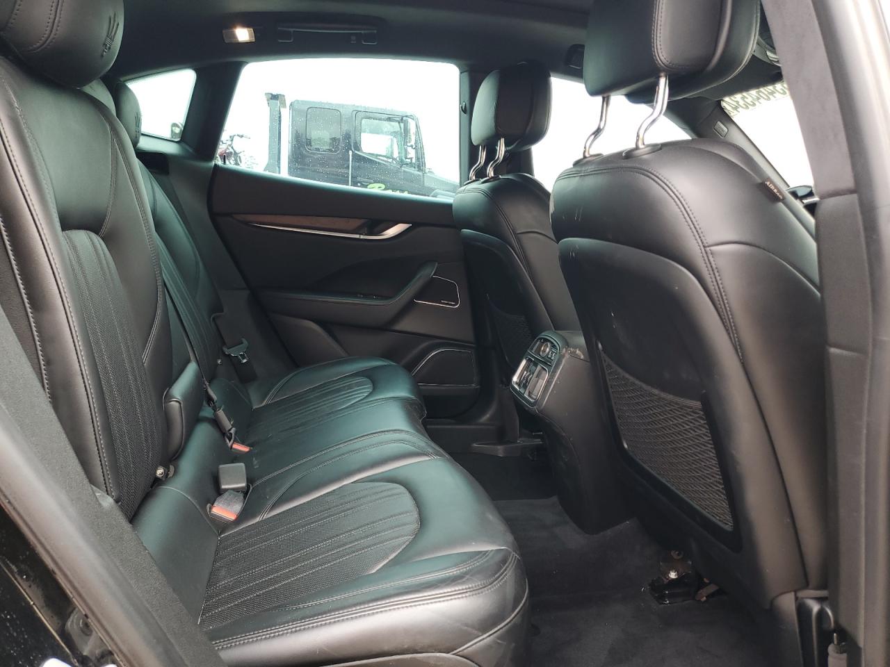 2017 Maserati Levante VIN ZN661XUL1HX210502 Copart auction photo, front end / side damage thumbnail 11