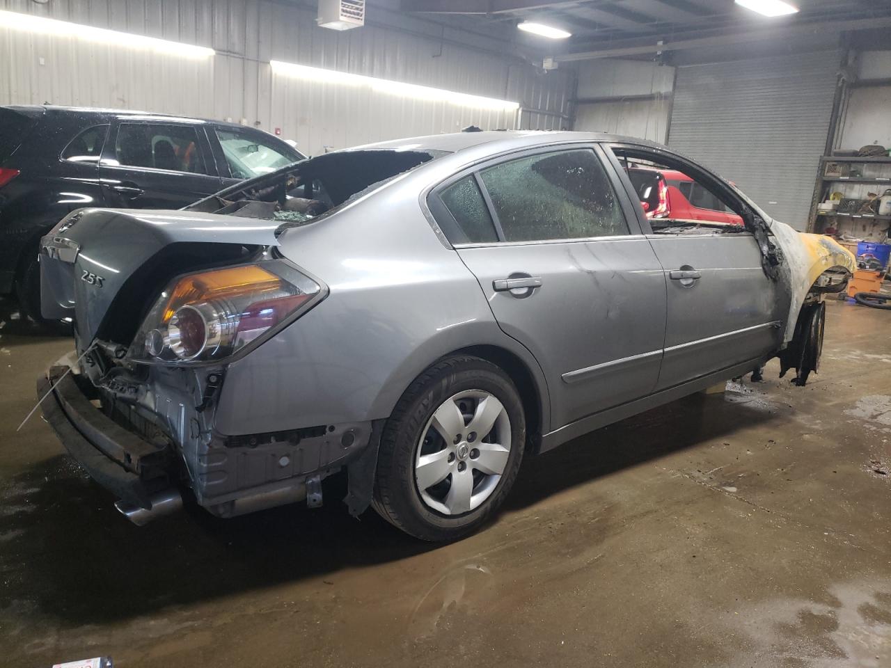 2007 Nissan Altima VIN 1N4AL21E77C208506 Copart auction photo, burn damage thumbnail 3