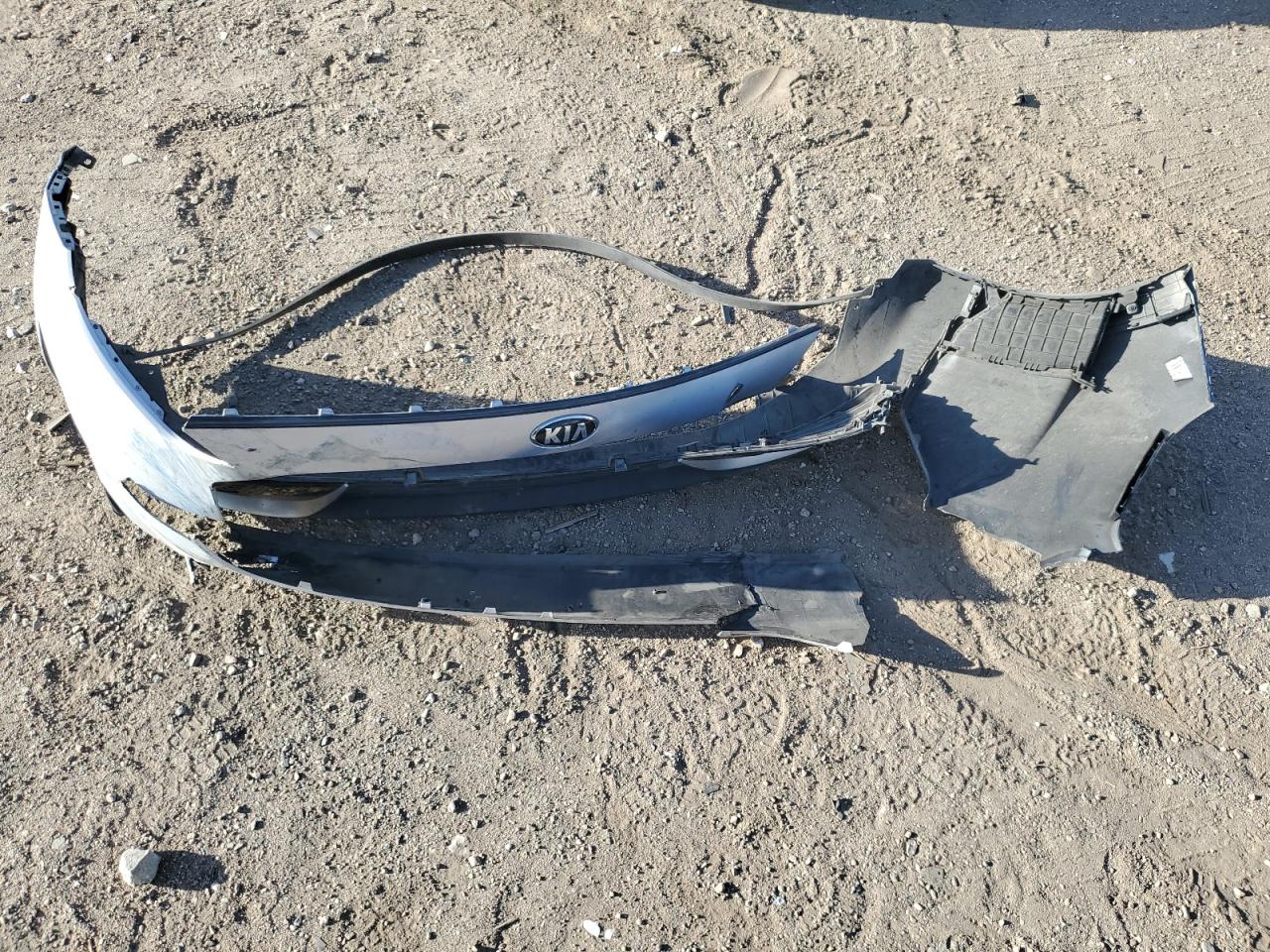 2018 KIA Niro VIN KNDCB3LC9J5132757 Copart auction photo, front end / side damage thumbnail 13