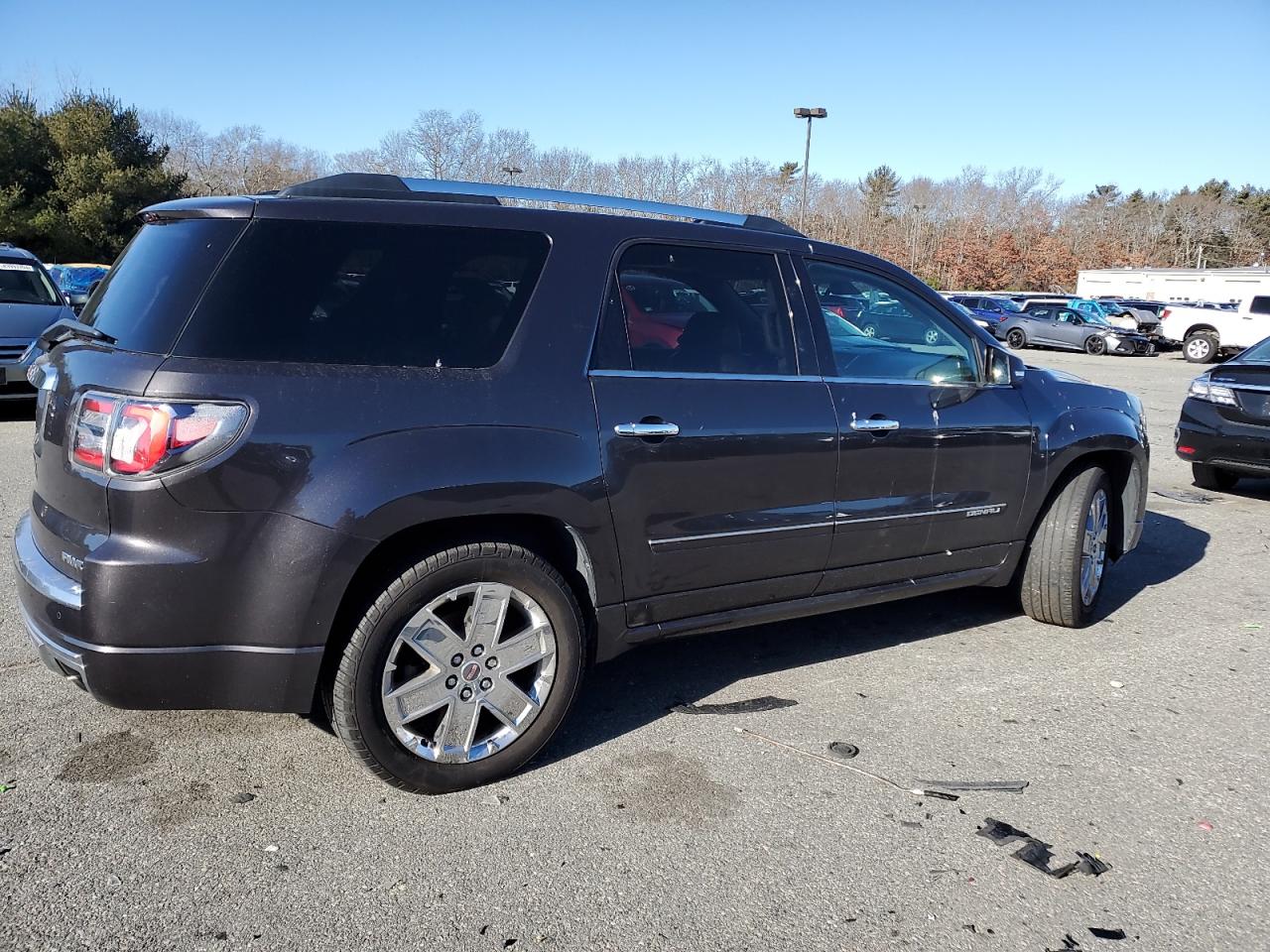 2015 GMC Acadia VIN 1GKKVTKD1FJ194847 Copart auction photo, burn / minor dent/scratches damage thumbnail 3
