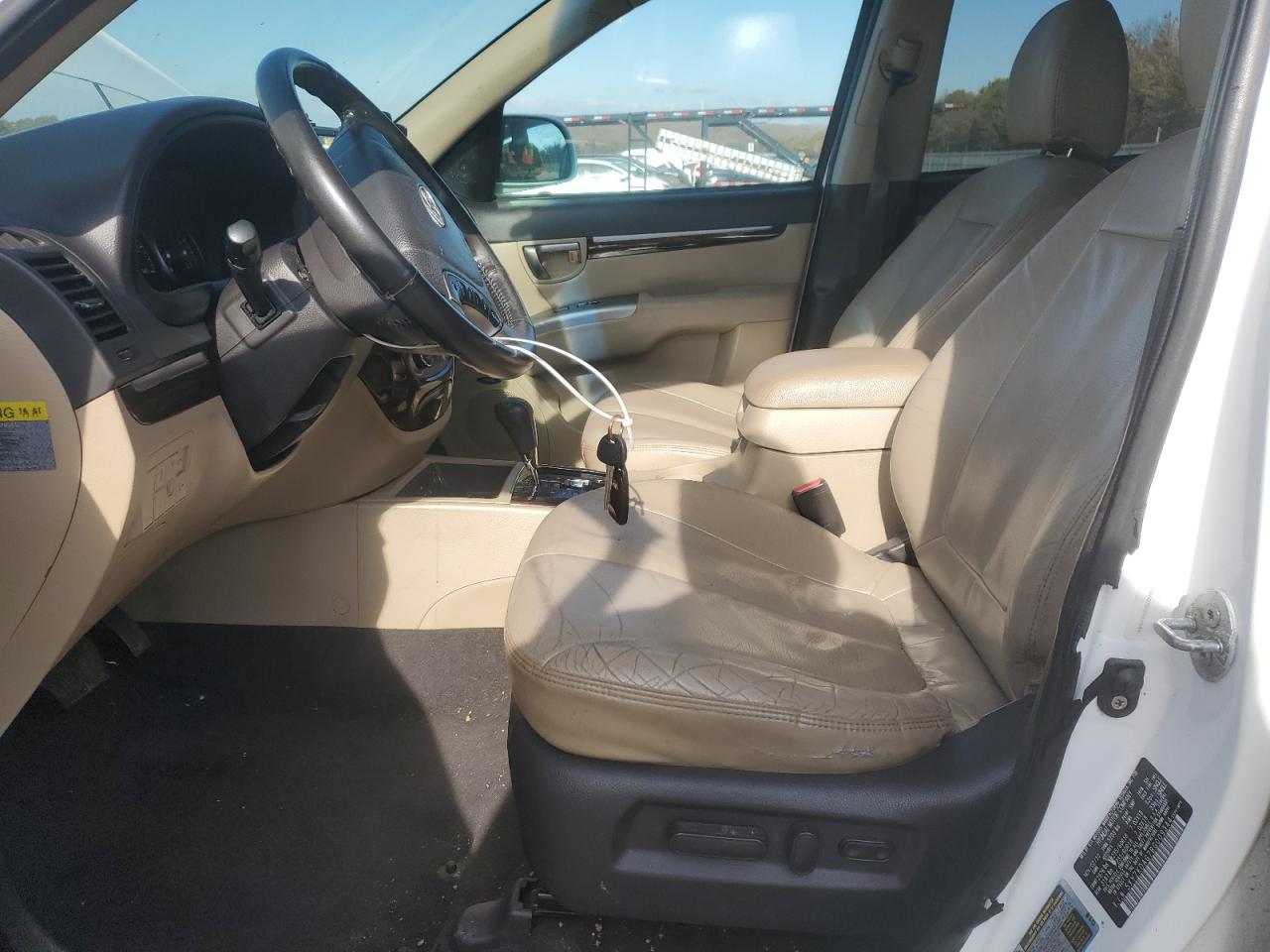 2011 Hyundai Santa Fe VIN 5XYZKDAG7BG009344 Copart auction photo, rear end / minor dent/scratches damage thumbnail 7