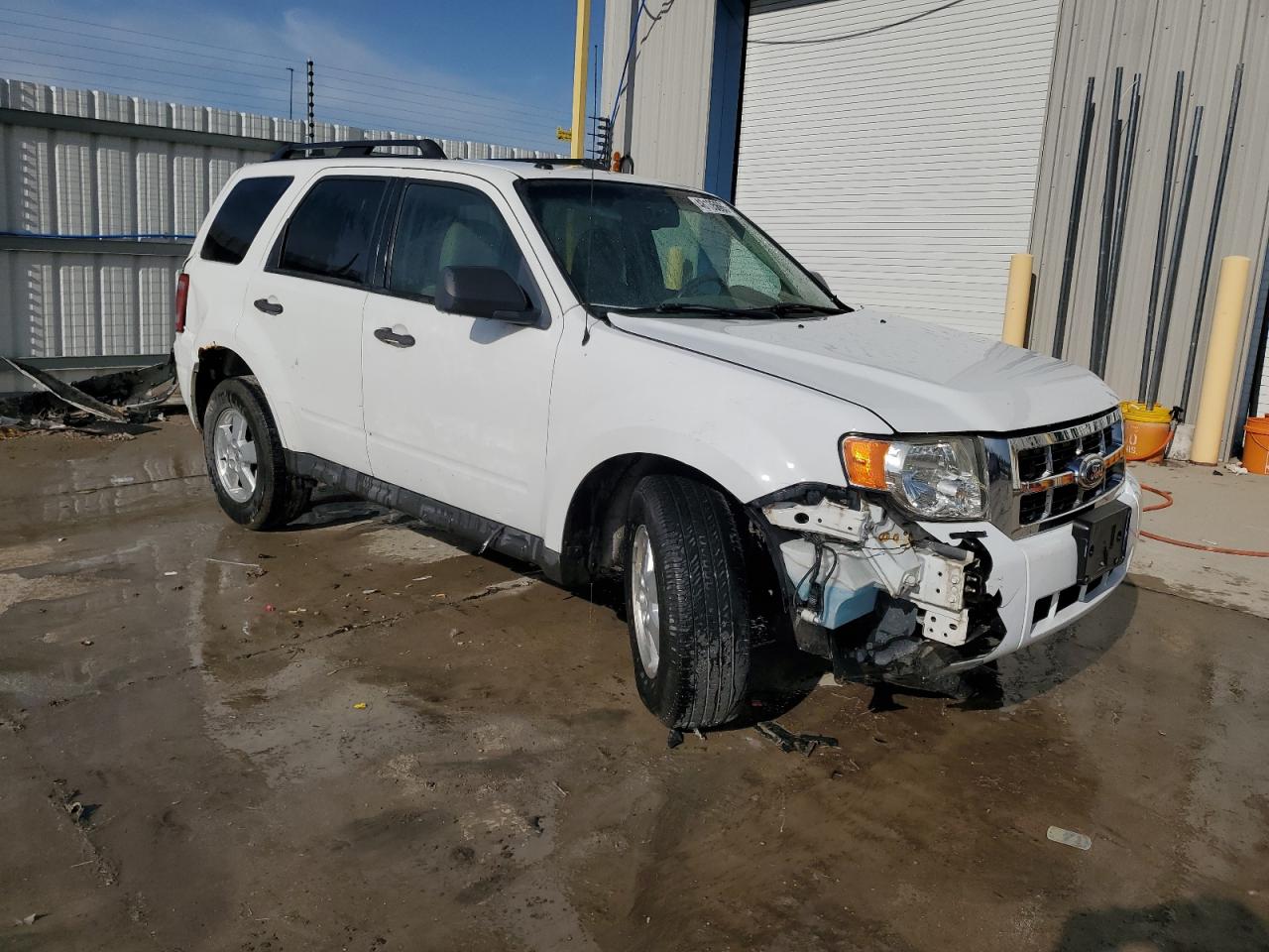 2010 Ford Escape VIN 1FMCU9DG8AKC04267 Copart auction photo, front end / side damage thumbnail 4