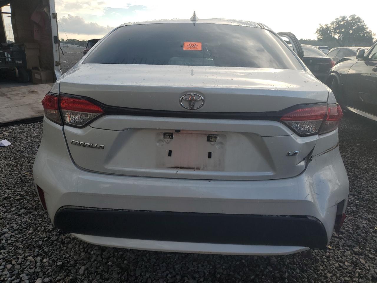 2022 Toyota Corolla VIN 5YFEPMAE4NP323189 Copart auction photo, all over damage thumbnail 6
