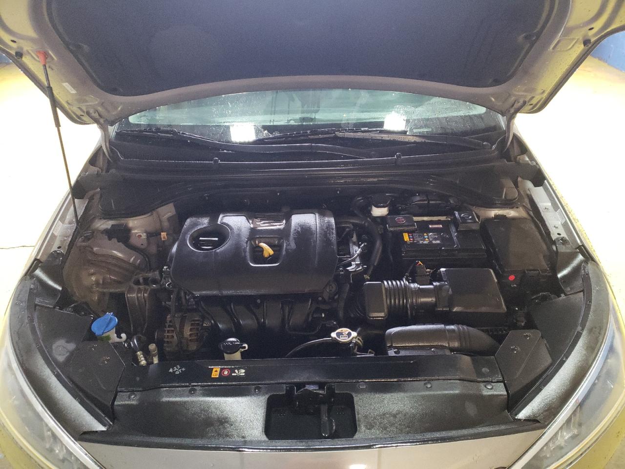 2020 Hyundai Elantra VIN KMHD84LFXLU967578 Copart auction photo, rear end / minor dent/scratches damage thumbnail 11