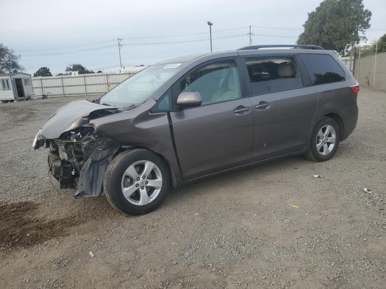 2015 Toyota Sienna VIN 5TDKK3DC3FS676912