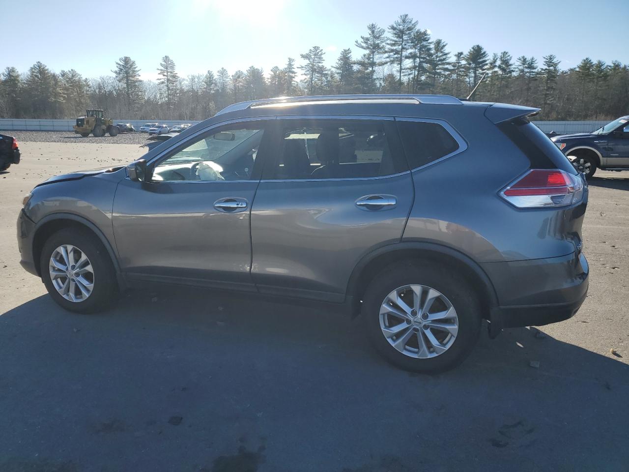 2016 Nissan Rogue VIN KNMAT2MVXGP614617 Copart auction photo, front end damage thumbnail 2