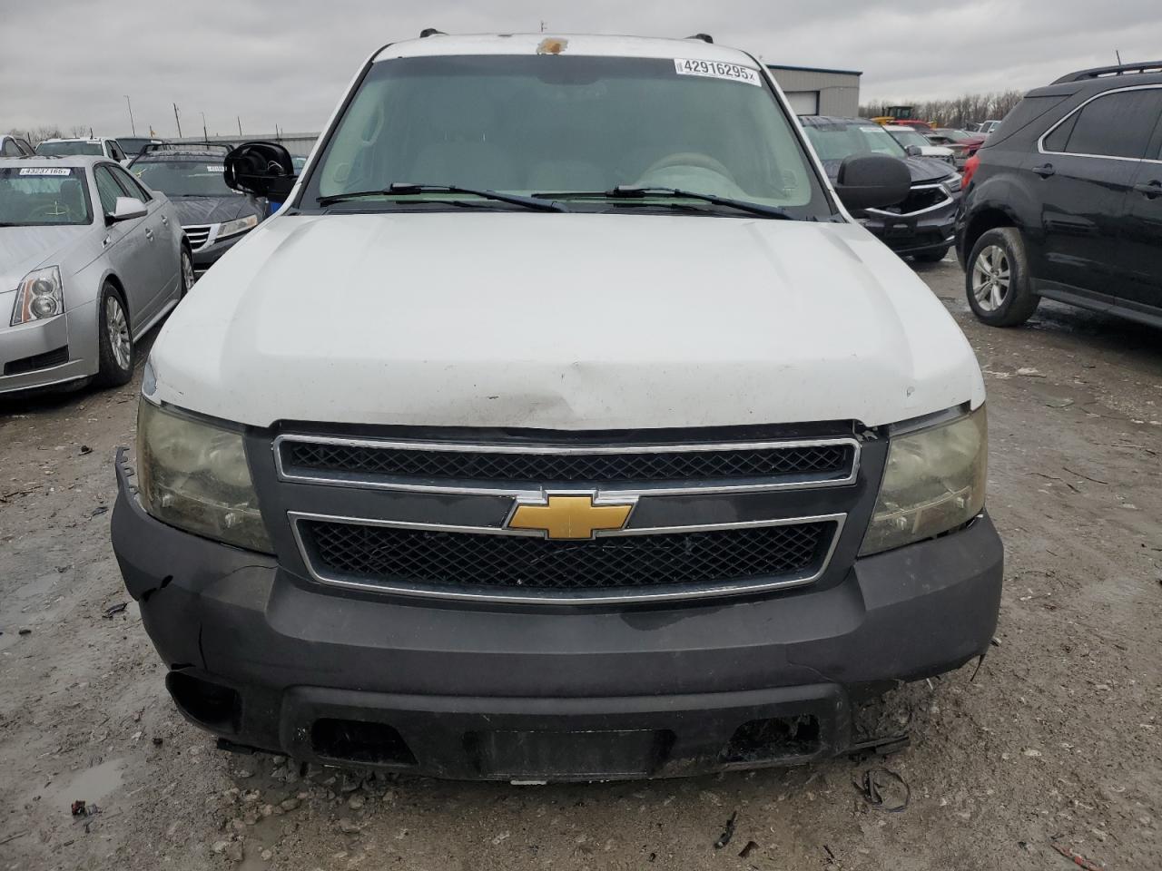 2007 Chevrolet Tahoe VIN 1GNFK13087R190519 Copart auction photo, front end / rear end damage thumbnail 5