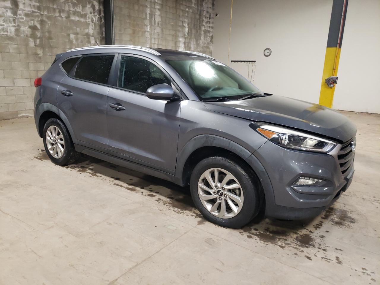 2016 Hyundai Tucson VIN KM8J33A44GU114578 Copart auction photo, mechanical / minor dent/scratches damage thumbnail 4
