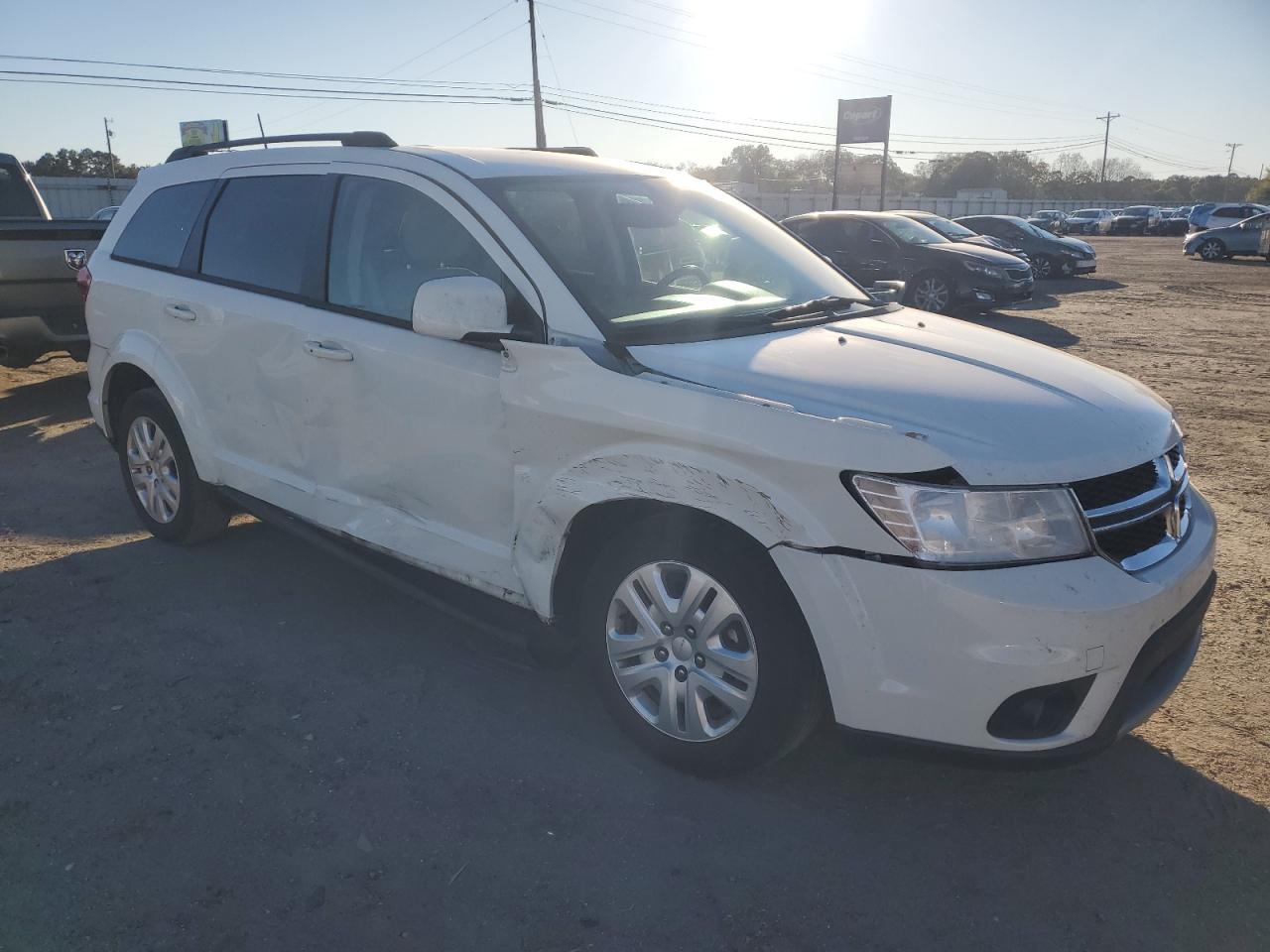 2019 Dodge Journey VIN 3C4PDCBB1KT867318 Copart auction photo, side / front end damage thumbnail 4
