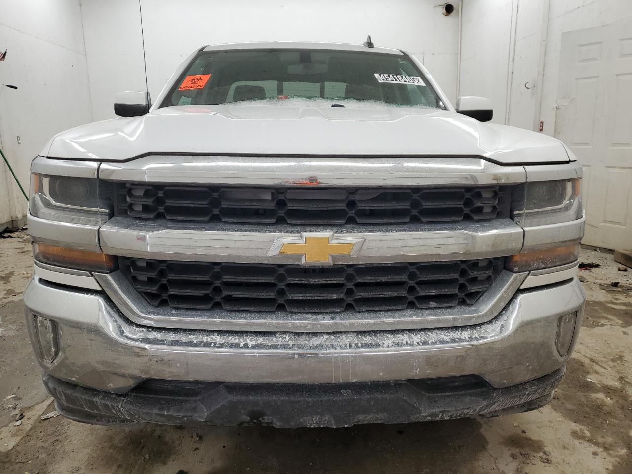 2017 Chevrolet Silverado VIN 1GCRCREH7HZ127630 Copart auction photo, side / rear end damage thumbnail 5