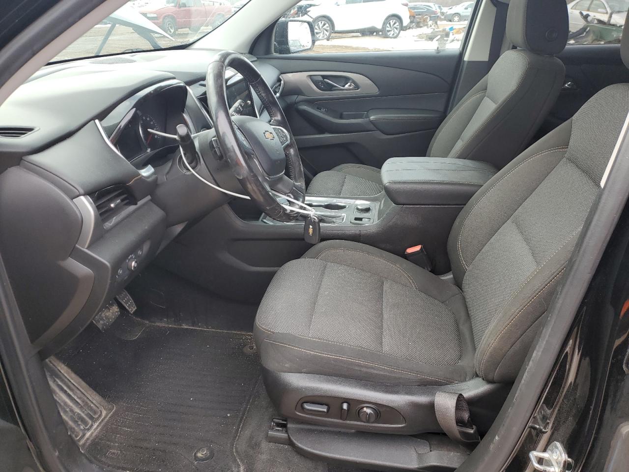 2019 Chevrolet Traverse VIN 1GNEVGKW5KJ184535 Copart auction photo, front end damage thumbnail 7