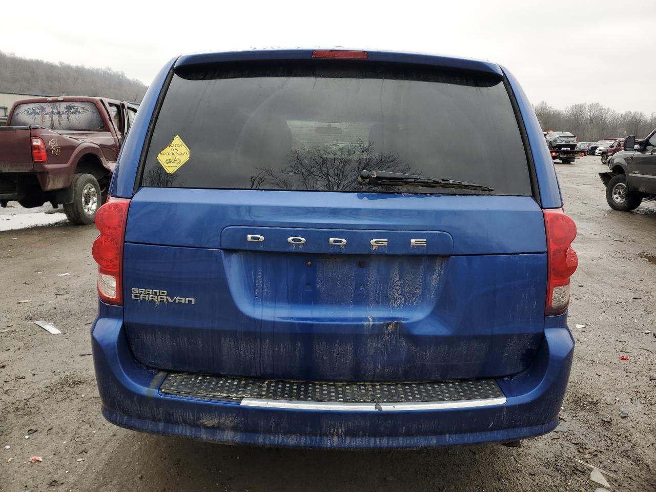 2013 Dodge Caravan VIN 2C4RDGBG1DR733233 Copart auction photo, front end damage thumbnail 6